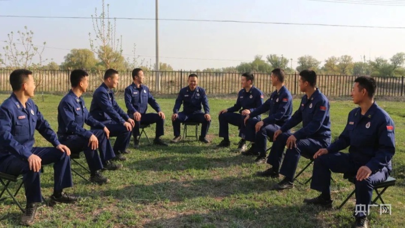 新疆BOB森林消防总队扎实打好抓安“组合拳”